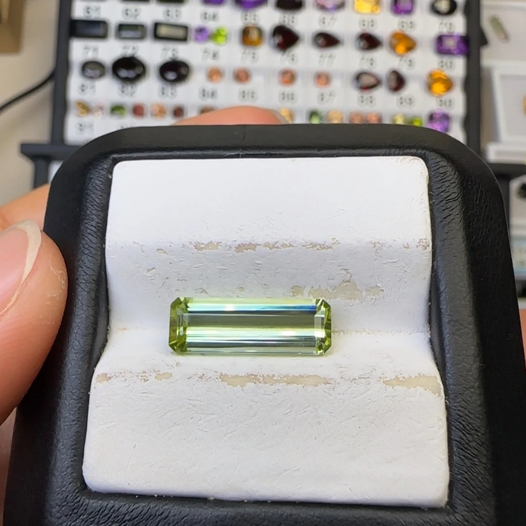 珠宝半成品碧玺未镶嵌天然 3.77克拉