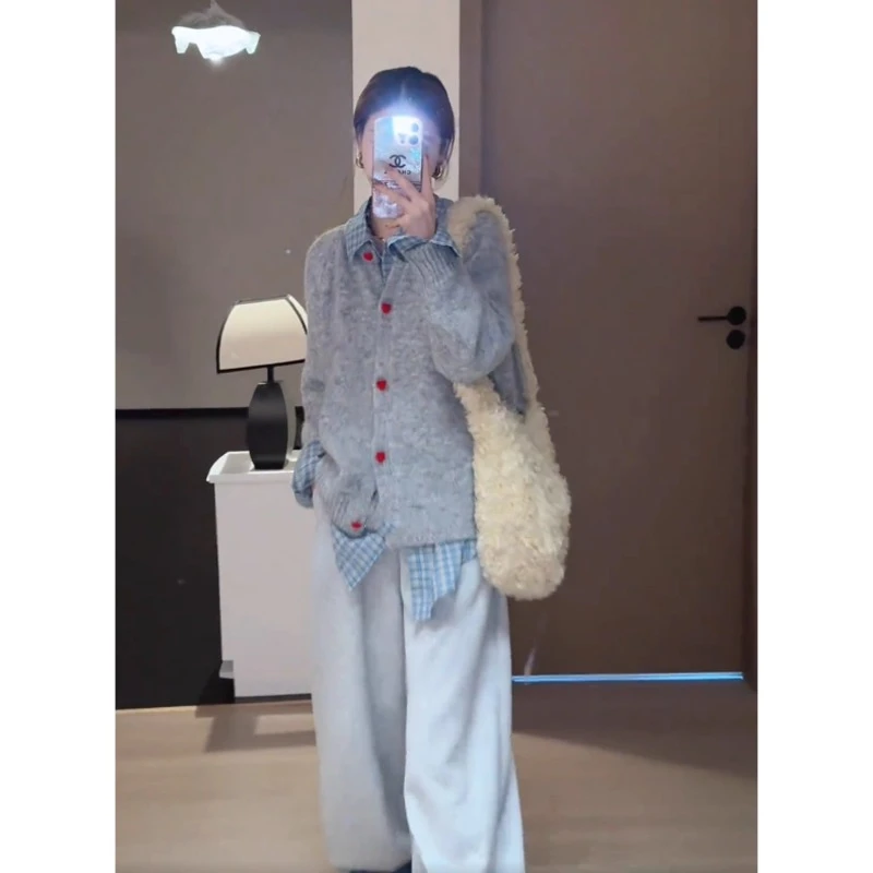 灰色爱心扣子毛衣开衫女秋冬季加厚保暖宽松慵懒风高级感针织外套