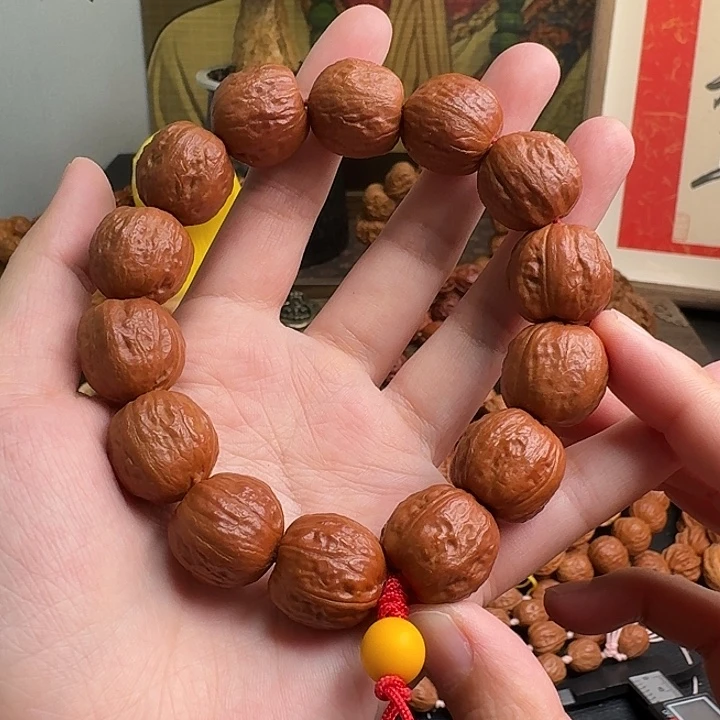 桃核手串红皮光头