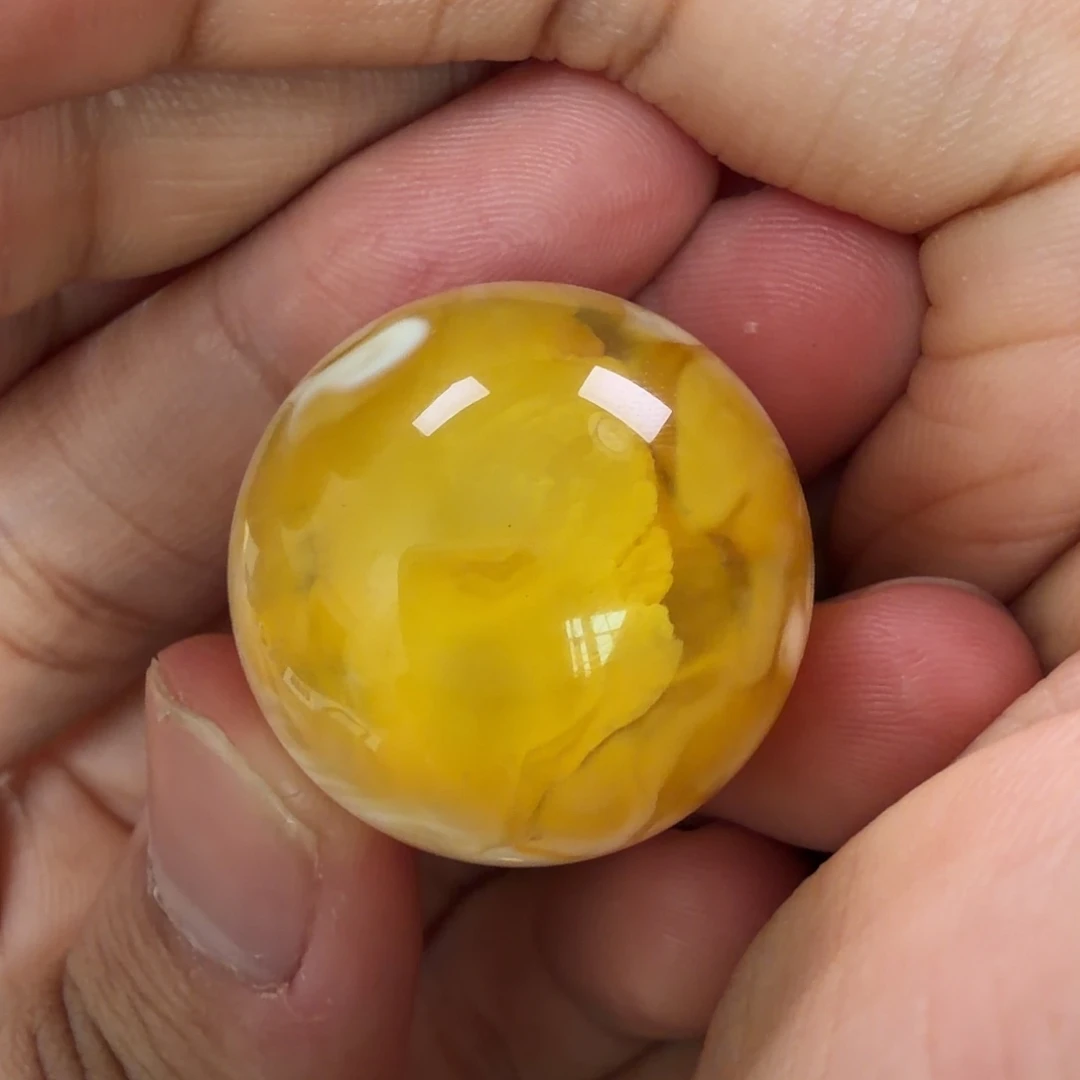 琥珀未镶嵌珠宝奇石27mm