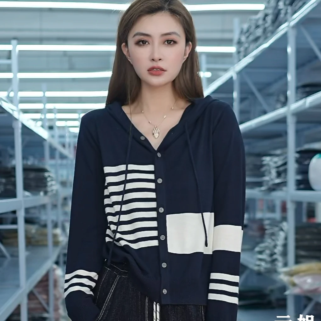 【晴晴精选】韩版气质时尚连帽侧条纹百搭休闲针织开衫A797#