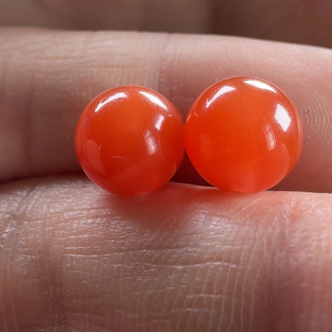 南红玛瑙未镶嵌圆珠对珠8.39
