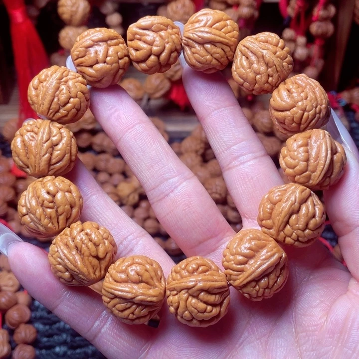 木质类龙纹桃枭手串