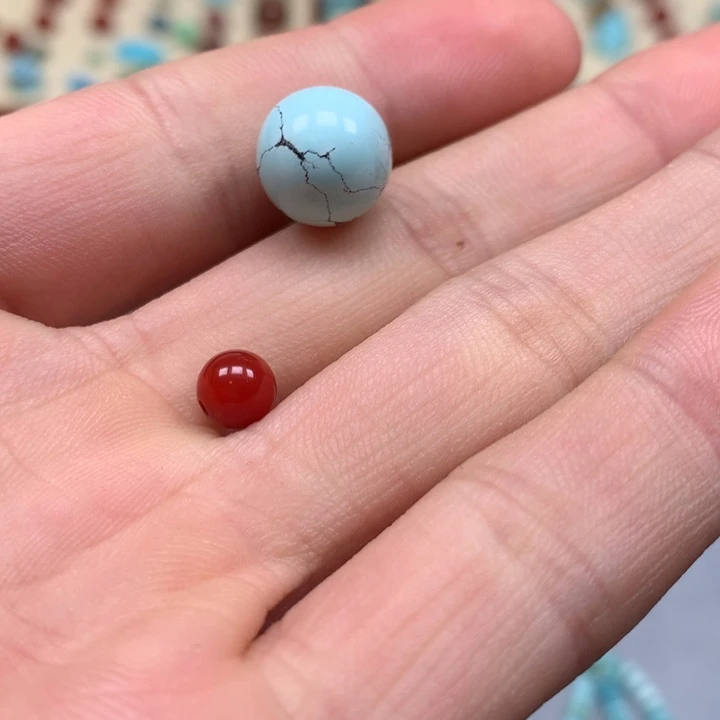 南红玛瑙配饰未镶嵌