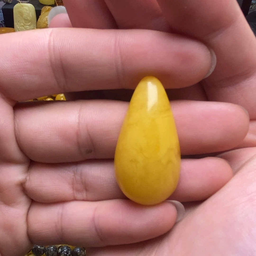 琥珀未镶嵌裸石蜜蜡