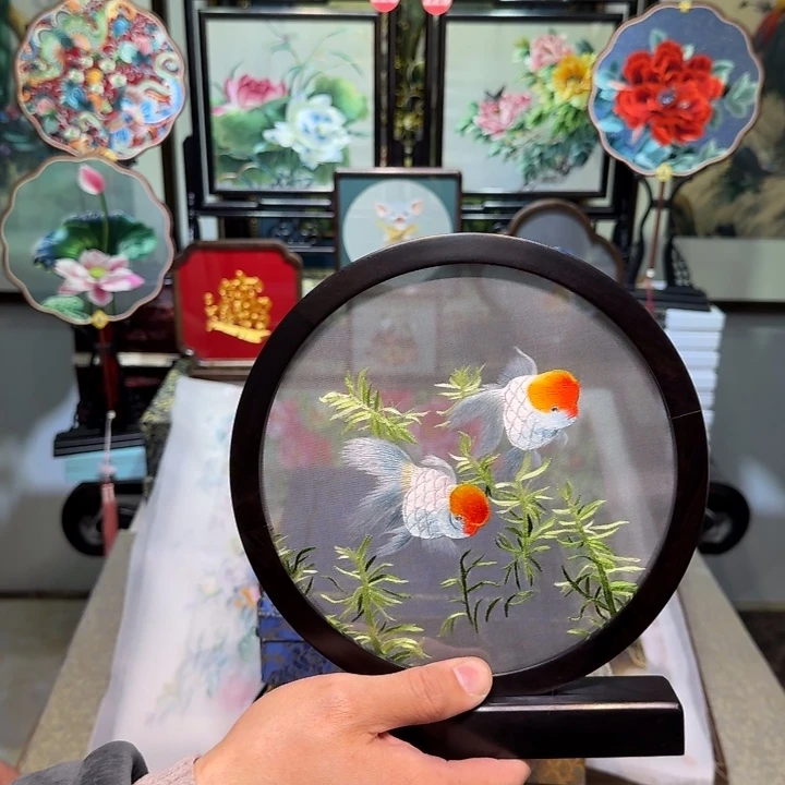 刺绣刺绣工艺精湛