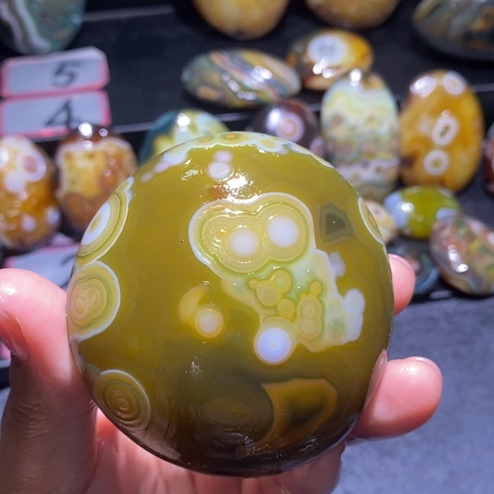 玛瑙/玉髓未镶嵌珠宝半成品47