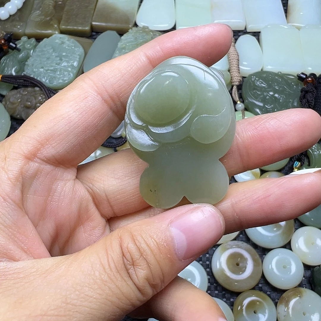 和田玉未镶嵌吊坠(不含链)卡42