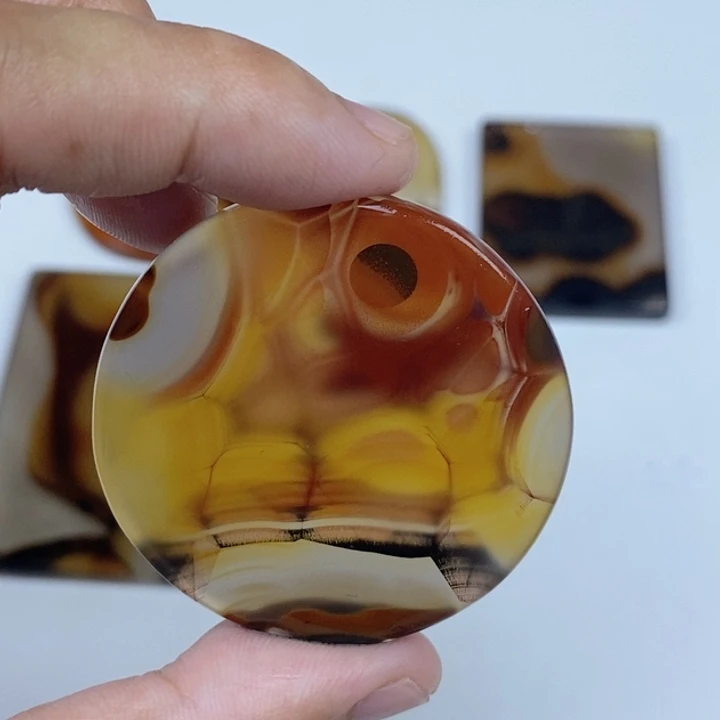 玛瑙/玉髓未镶嵌珠宝半成品