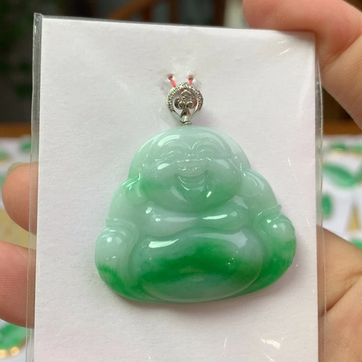 翡翠18K金镶嵌颈饰翡翠吊坠