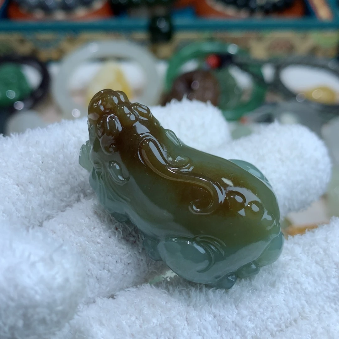 和田玉（糖玉）颈饰未镶嵌