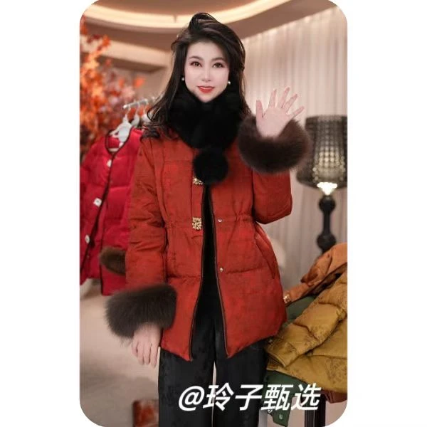 99110气质狐狸毛袖口羽绒服冬季国风新中式