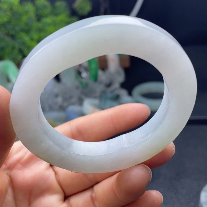 定制翡翠不退不换未镶嵌