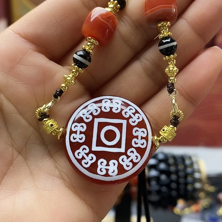 玛瑙/玉髓合金颈饰