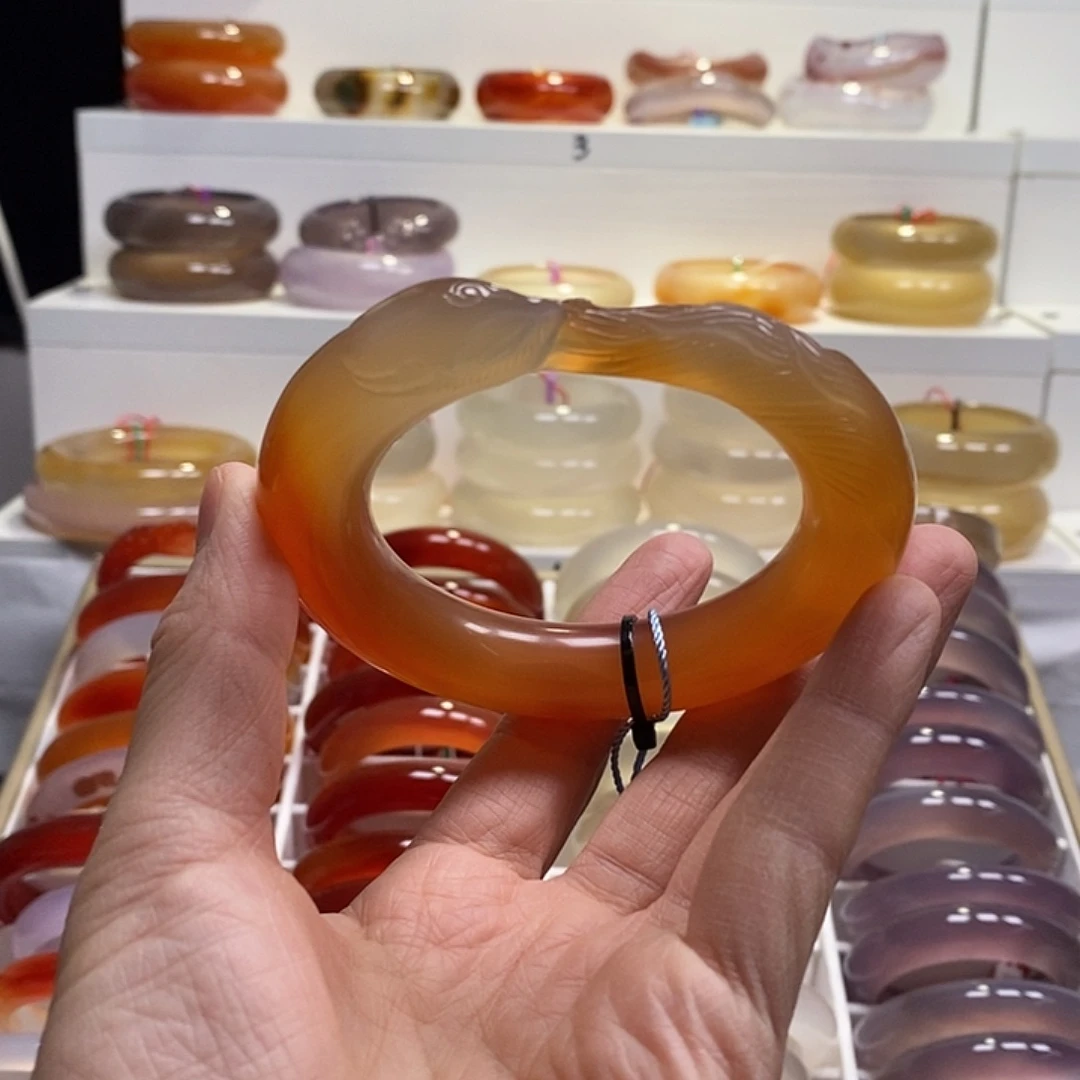 玛瑙/玉髓未镶嵌手镯