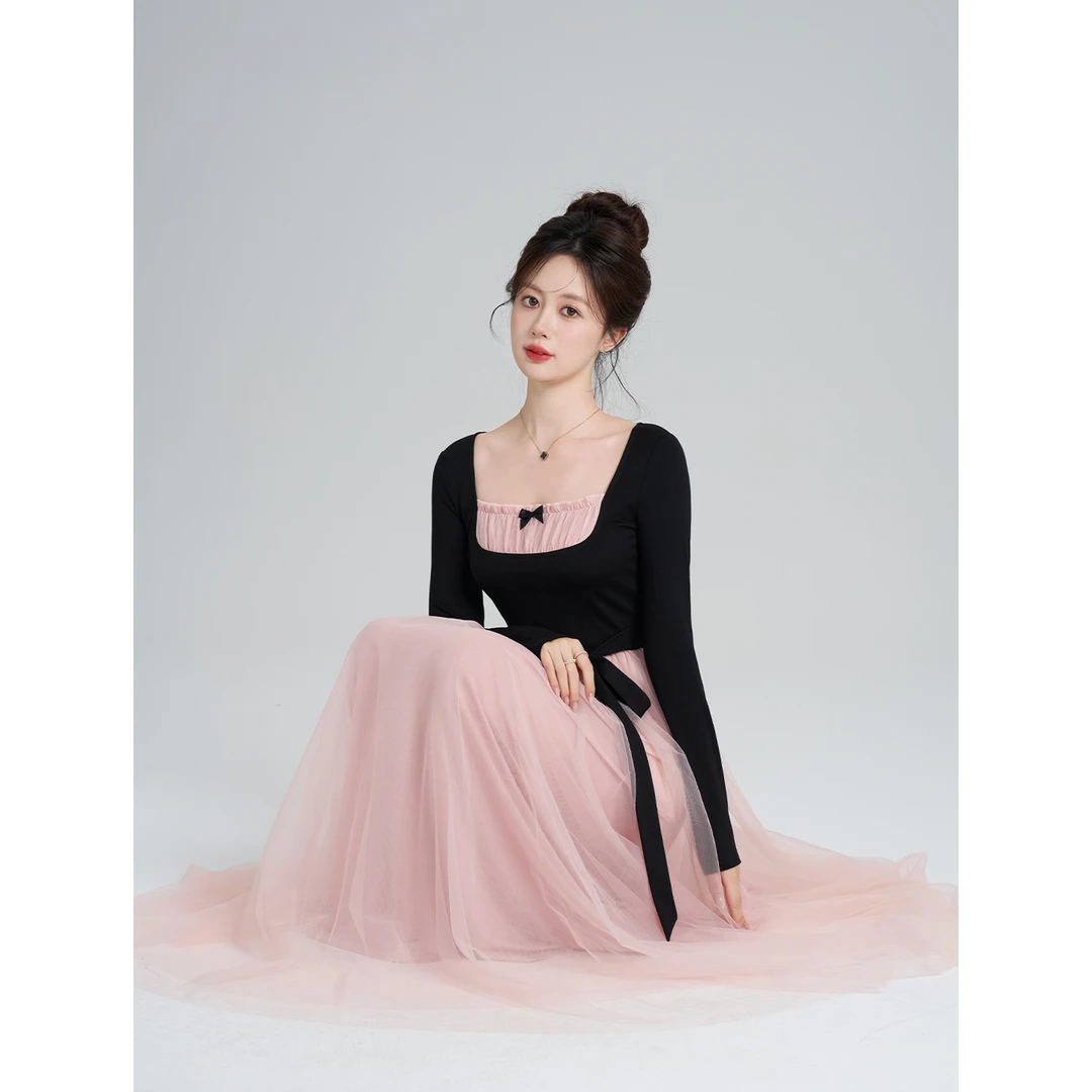 法式温柔风黑粉色方领网纱秋冬高级感甜美a字裙54PDA44704