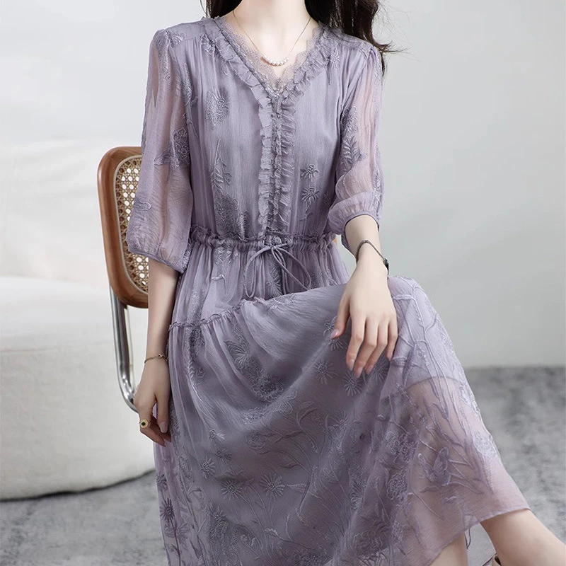 精致刺绣真丝连衣裙 高端桑蚕丝法式裙子 2025夏季新款中长款女装