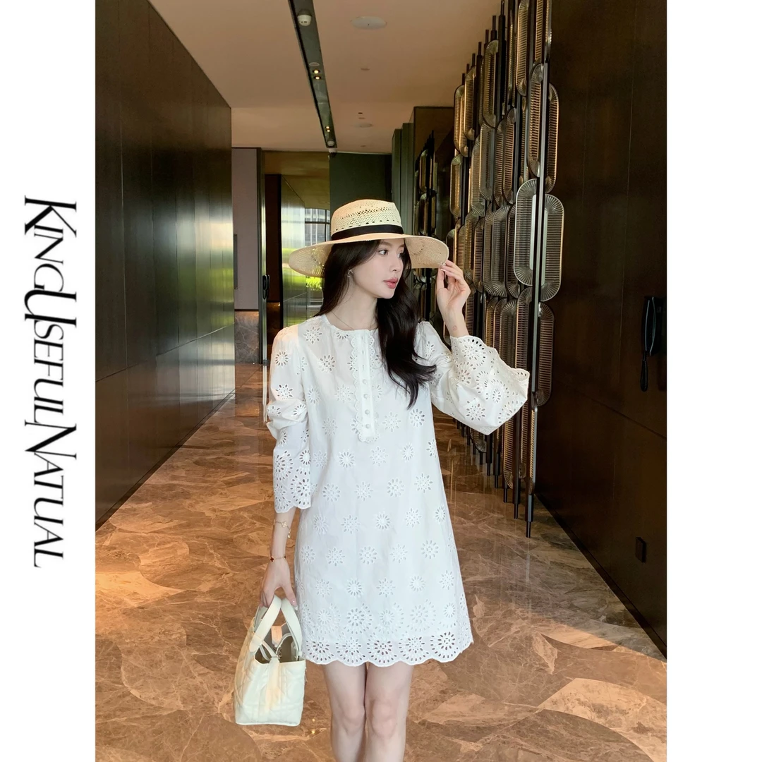 KUN【迷人法则】温柔灵动 定制棉布镂空绣花直筒版型白色早秋连衣裙