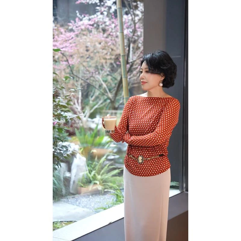 【楠姐专享】法式波点一字领上衣-23008