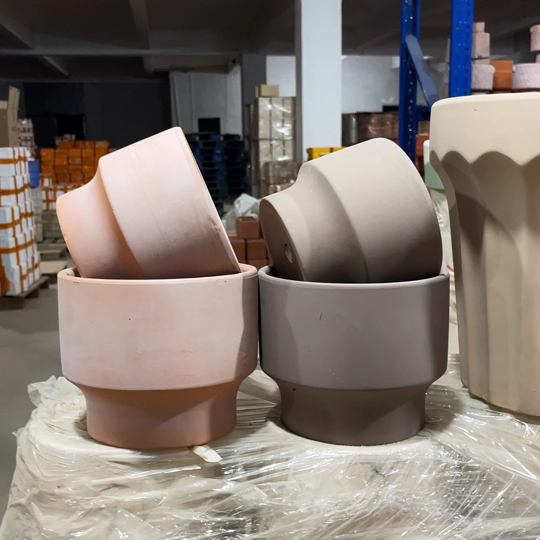 口14×12  12×10   买大给小，灰色粉色奶茶色红色备注发2