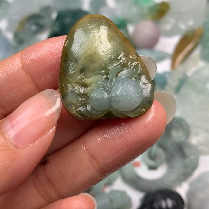 未镶嵌定制翡翠翡翠
