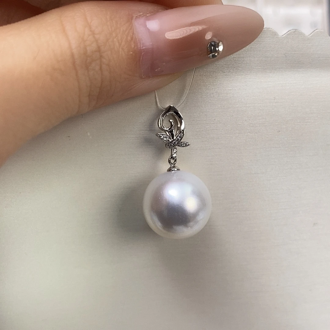 18K金镶嵌海水珍珠吊坠(不含链)澳白14-15