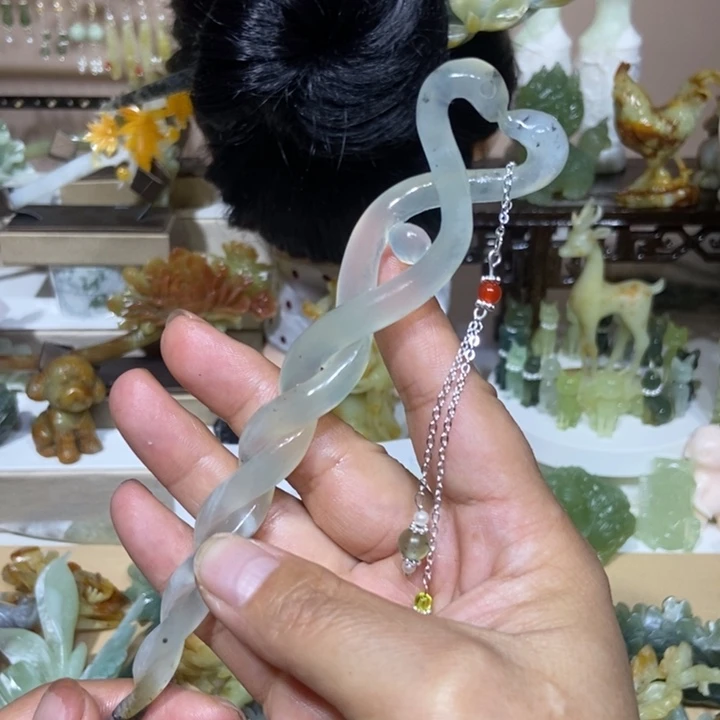 蛇纹石玉未镶嵌发饰