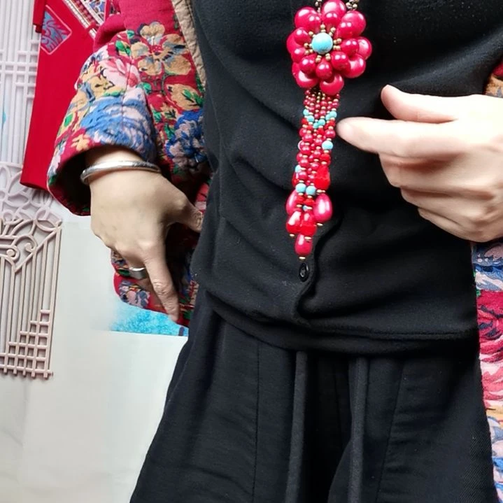 手工物流深红毛衣链