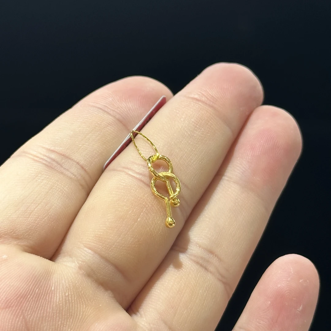 足金9999 卡2 宝宝耳钉 0.957