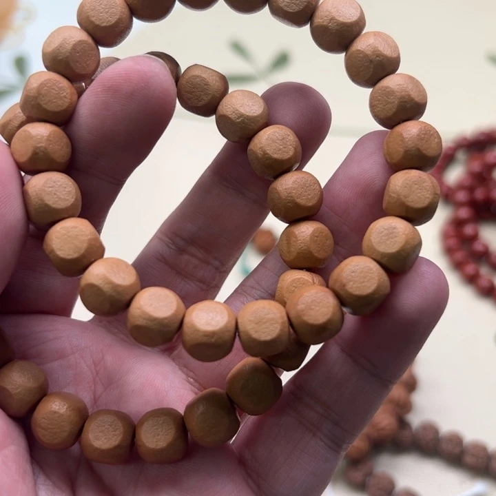 吊坠白玉菩提黄色1638