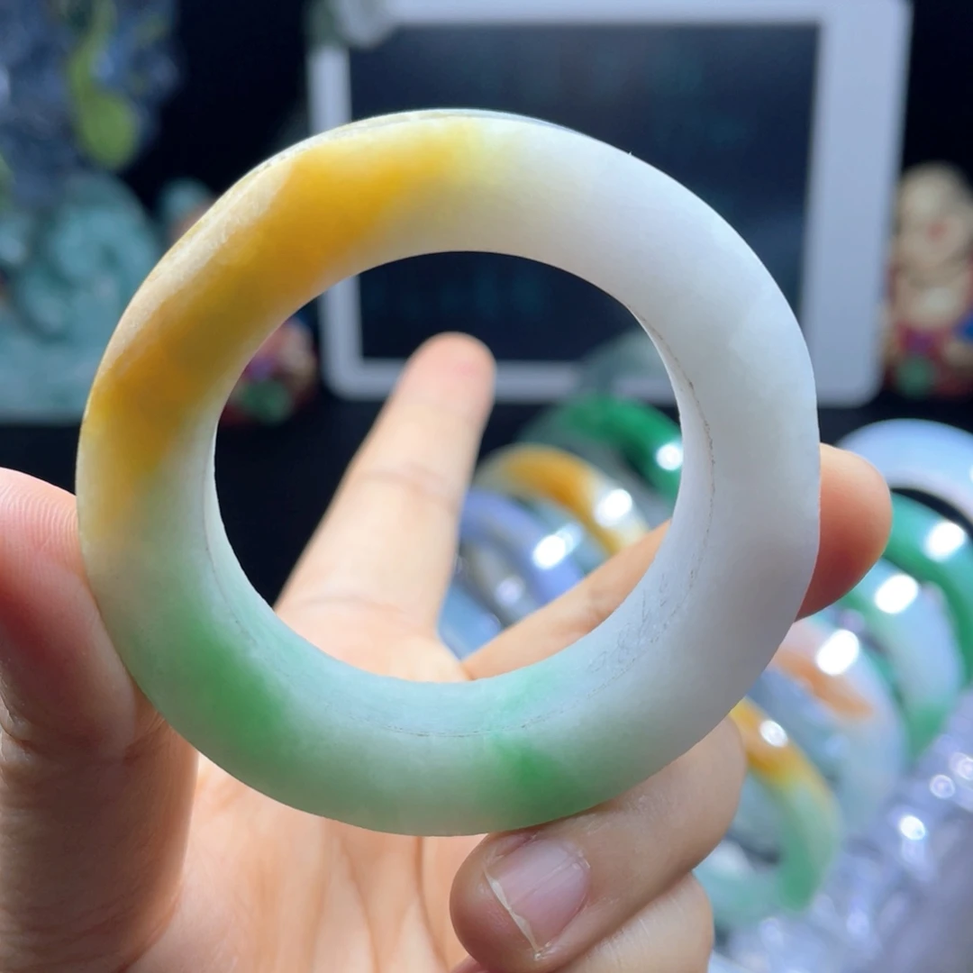 定制翡翠未镶嵌天然翡翠手镯