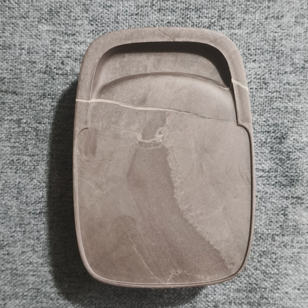 老坑洮砚，喇嘛崖老坑鸊鷉血小圆门字砚，尺寸10*7*3.3厘米