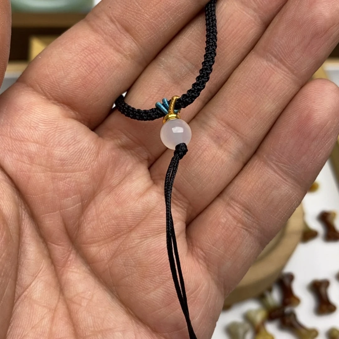 岫玉纯天然岫玉，默认微瑕，不退不换未镶嵌