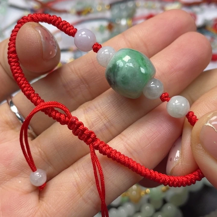 翡翠未镶嵌手绳79999999