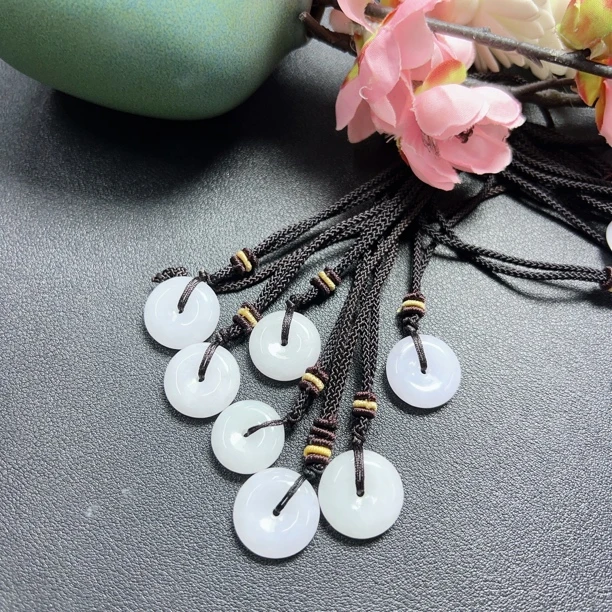 翡翠绑绳小平安扣 110842 （多样性发其一）