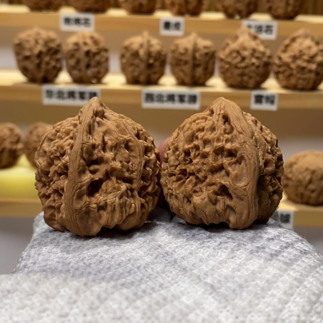 吊坠文玩核桃41尺寸全品南疆石高炮凹底留疤