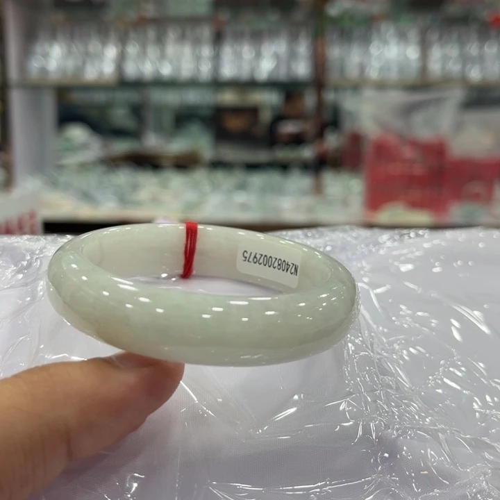 翡翠未镶嵌手镯缅甸翡翠 A 货手镯