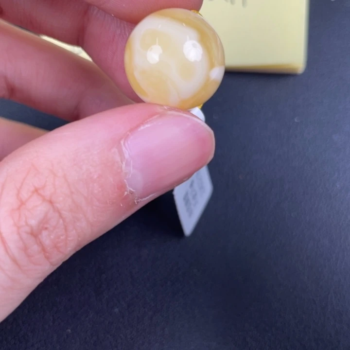 琥珀裸石未镶嵌天然120