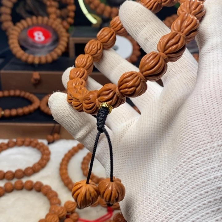 桃核吊坠秦岭龙纹桃核