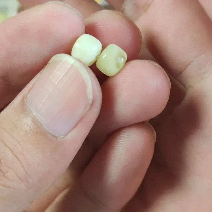 琥珀未镶嵌裸石16对珠7mm