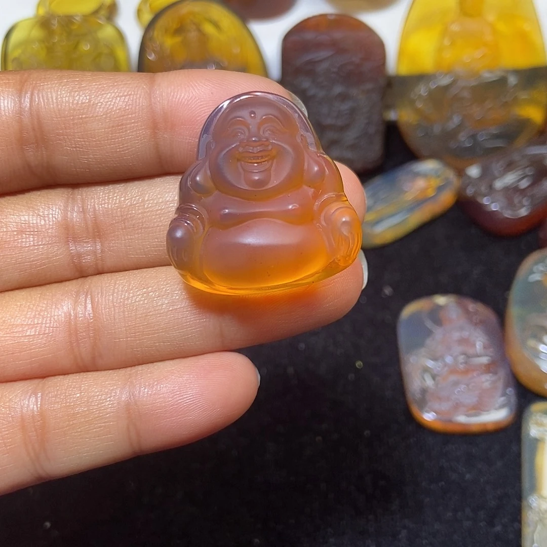 琥珀未镶嵌颈饰缅甸天然琥珀吊坠