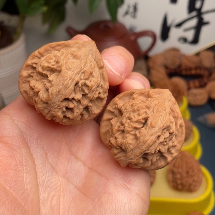 文玩核桃把件霸王粗筋40