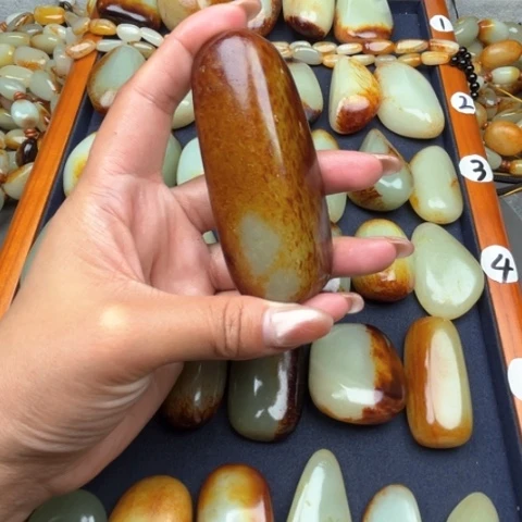 和田玉颈饰未镶嵌一*