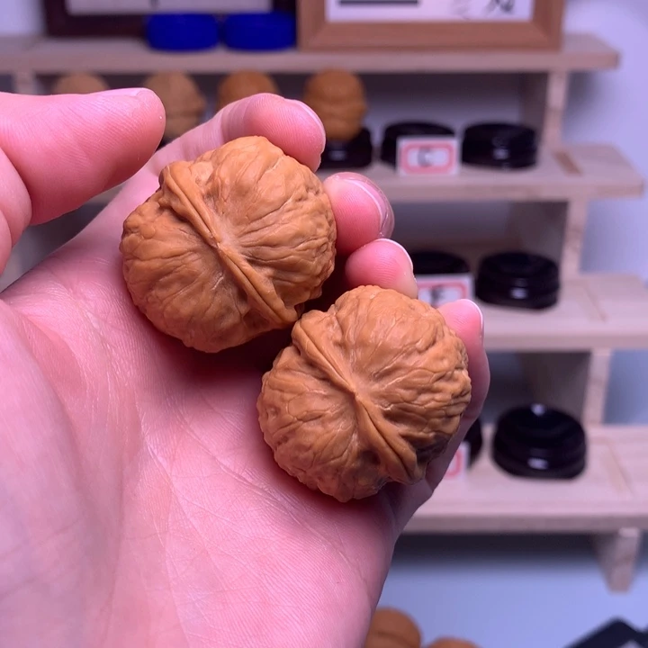 文玩核桃把件C玲珑心33尺