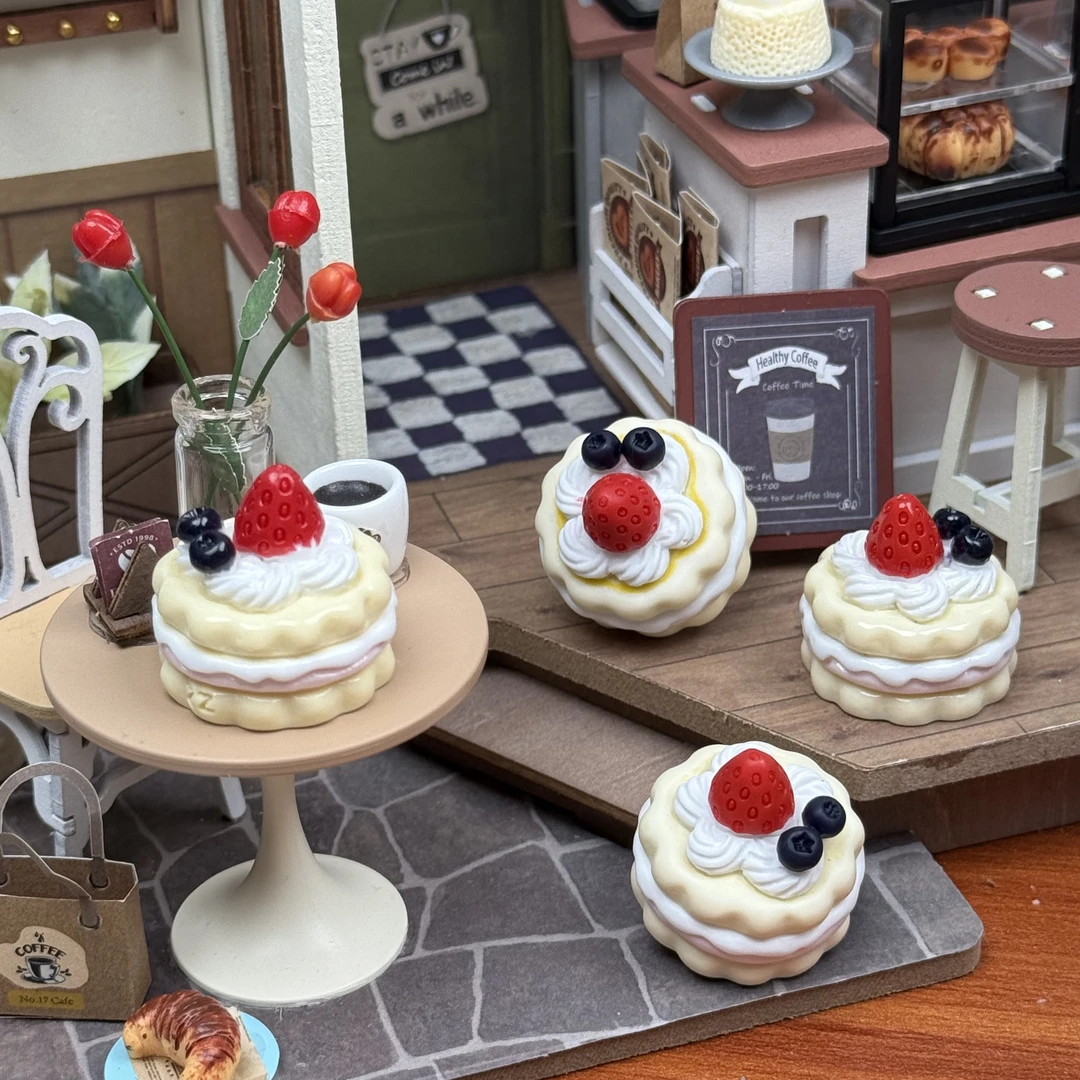 【朝朝定制】草莓emoji饼干树脂仿真食玩摆件 DIY配件 手工创意饰品