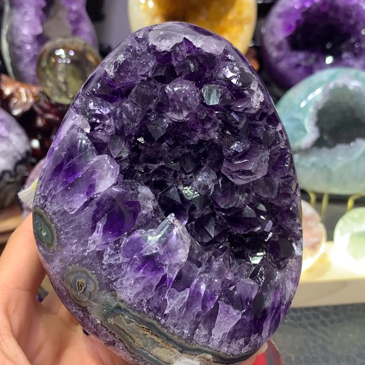 未镶嵌水晶大型摆件（非配饰）