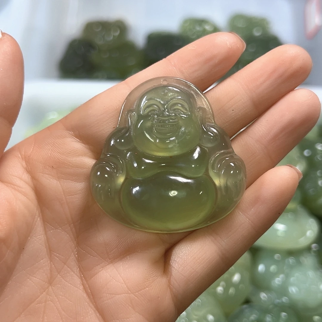 小***女蛇纹石玉未镶嵌颈饰