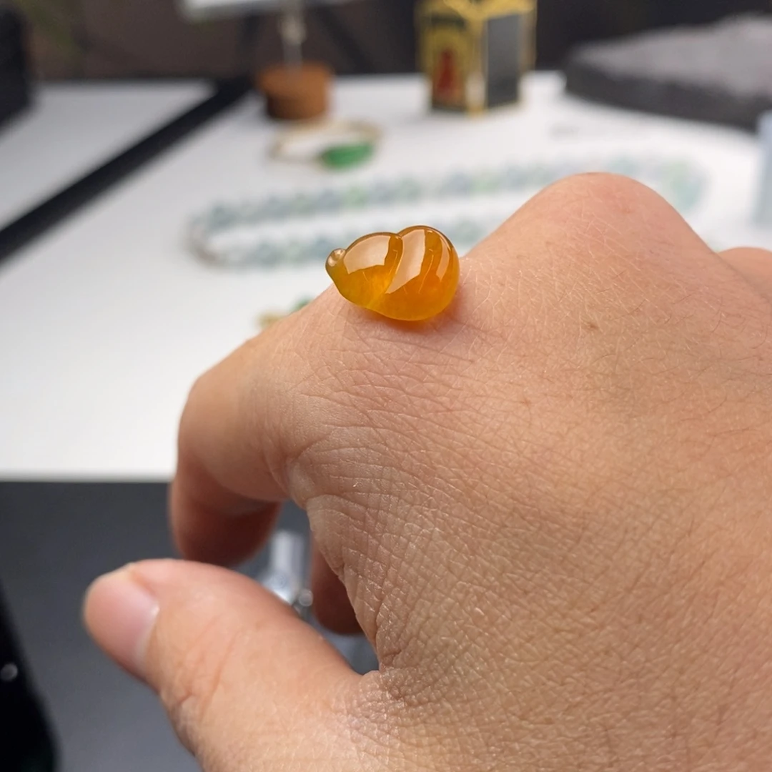 定制翡翠未镶嵌裸石