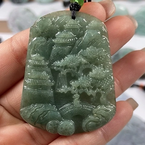 翡翠颈饰未镶嵌山水牌福利