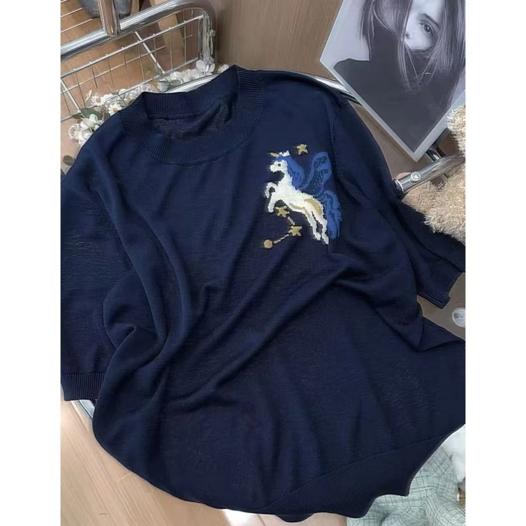 丽丽家~小飞马时尚休闲女士百搭薄款提花短袖